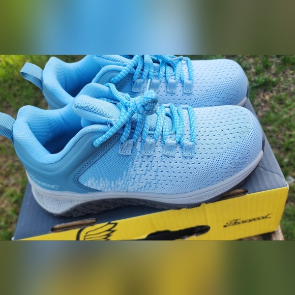 Blue Knit Sneakers with Cushioned Design - Picture 2 of 6